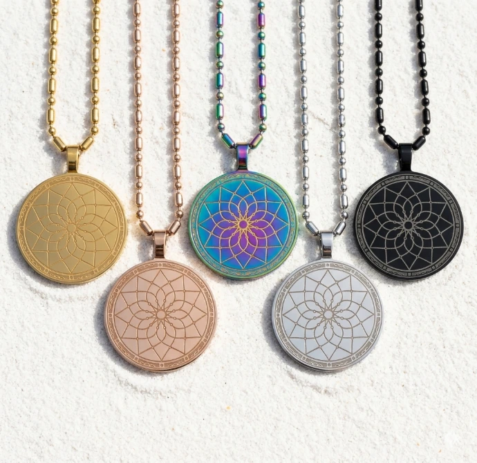 Pendentif Attrape-rêves en vibranium