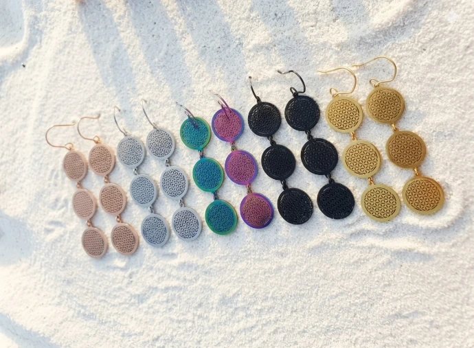 Boucles d'oreilles - Fleur de vie - Pendantes légères (Doré)